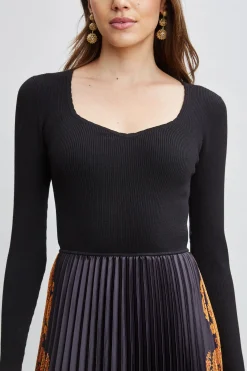 Elie Tahari Dresses & Jumpsuits-Paisley Pleated Midi Dress